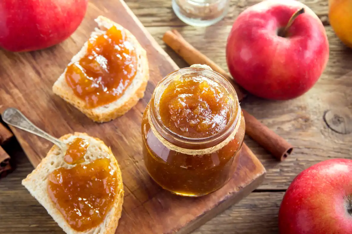 Homemade Apple Butter Butter Recipe: Sugar-Free Spiced Apple Butter Without Added Sugar